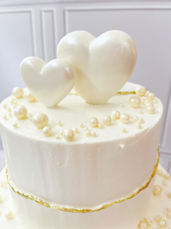 Торт "Свадебный" с сердечками 02