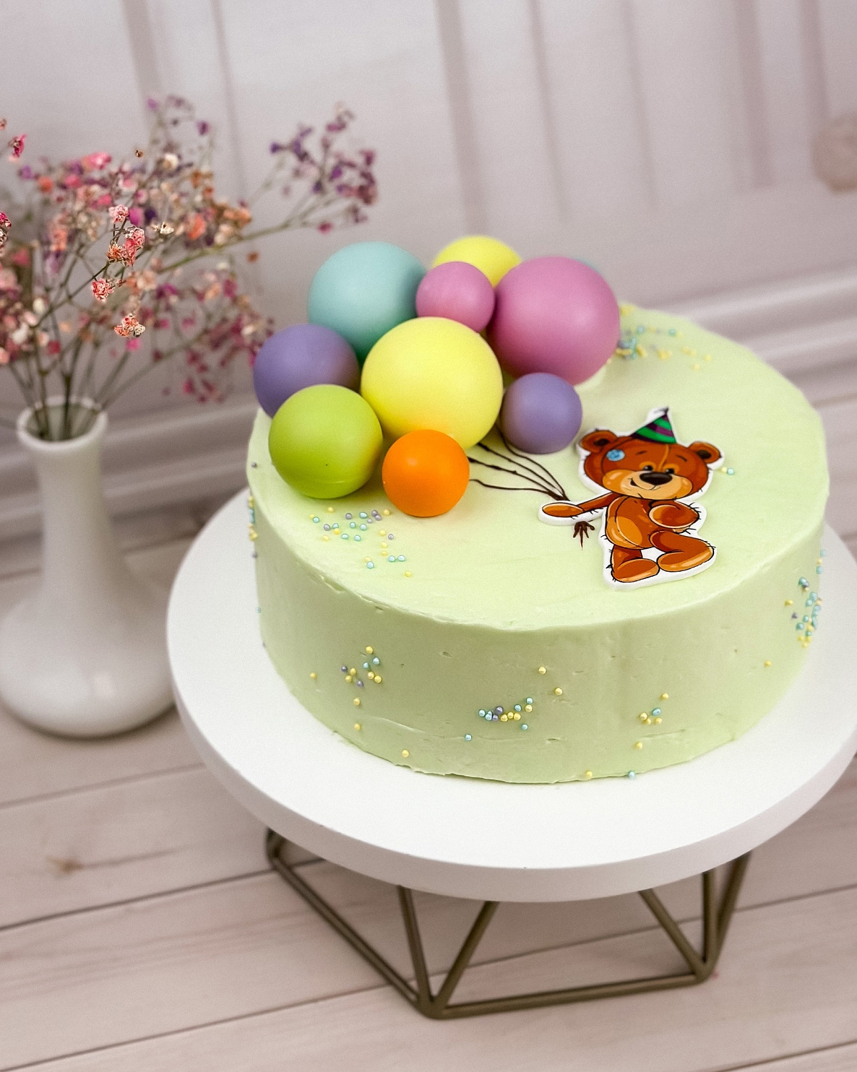 Торты по 1,5 кг для ваших важных событий и уютных семейных встреч