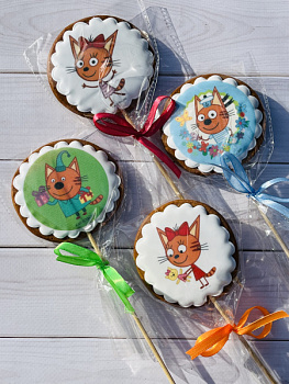 Пряники с героями мультфильмов "Три кота" 01