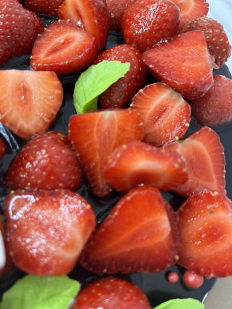 14 лет с клубникой 05