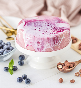 Ореховый дакуаз с черникой  01